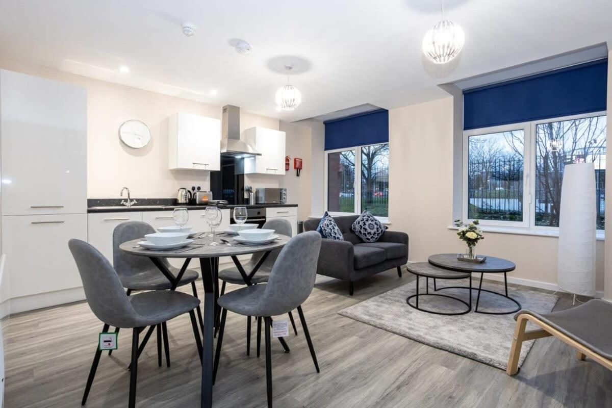 Lovely 1 Bedroom Apartment In Manchester Esterno foto